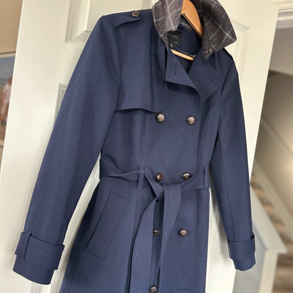 EXPRESS plaid collar navy blue double breasted trench coat EUC